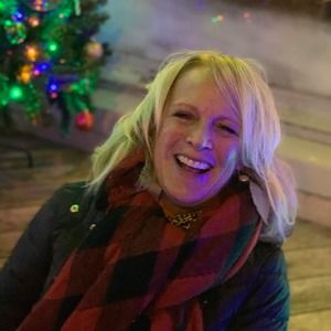 Meet your Posher, Peggy